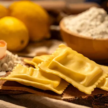 Raviolo Ricotta e Limone Campano